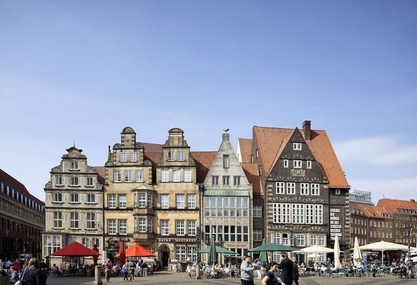 هتل Holiday Inn Express Bremen Airport, An Ihg