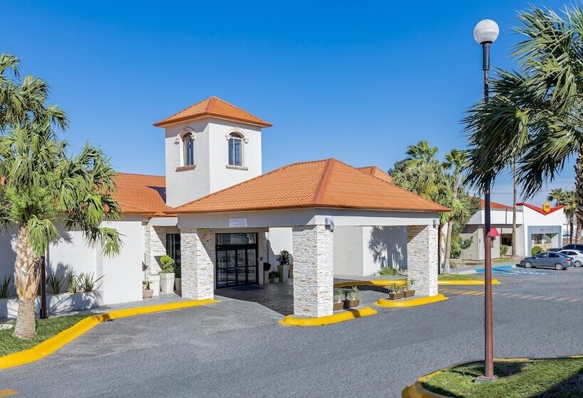 هتل Holiday Inn Express Chihuahua, An Ihg