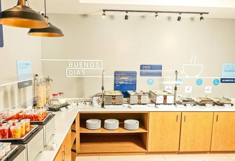 هتل Holiday Inn Express Chihuahua, An Ihg