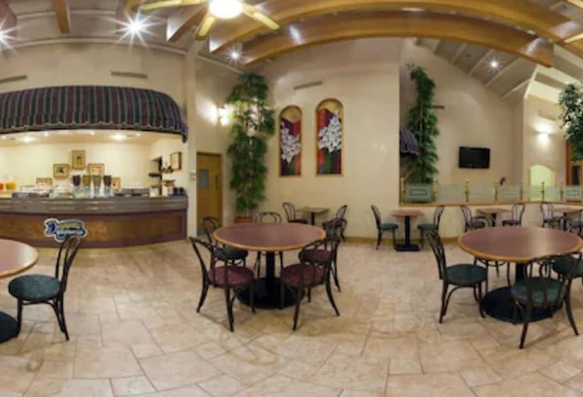 هتل Holiday Inn Express Chihuahua, An Ihg