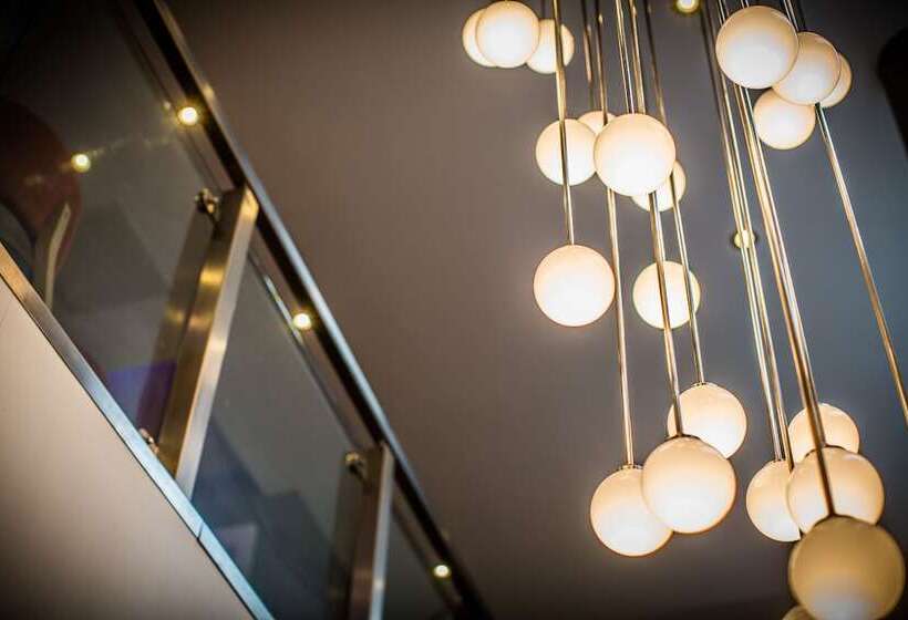 בית מלון כפרי Holiday Inn Express Edinburgh – Royal Mile, An Ihg