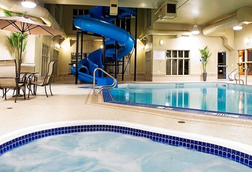 فندق Holiday Inn Express Grande Prairie, An Ihg