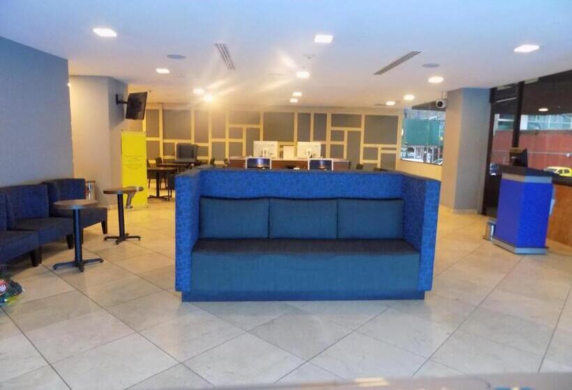 ホテル Holiday Inn Express Mexico Santa Fe By Ihg