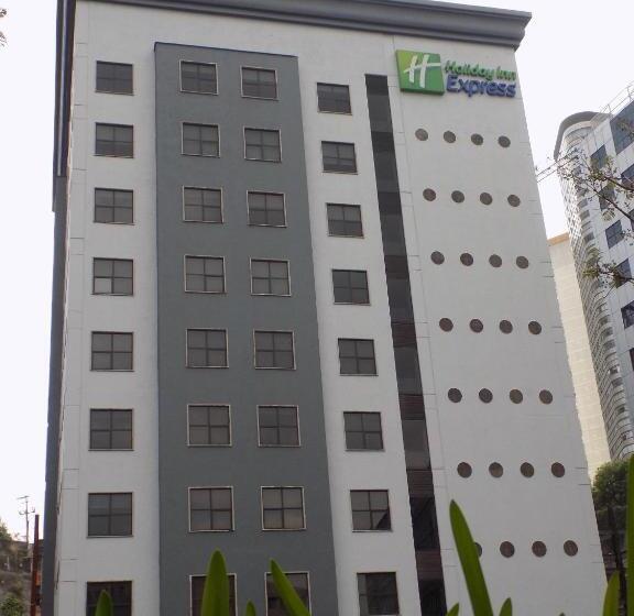 ホテル Holiday Inn Express Mexico Santa Fe By Ihg