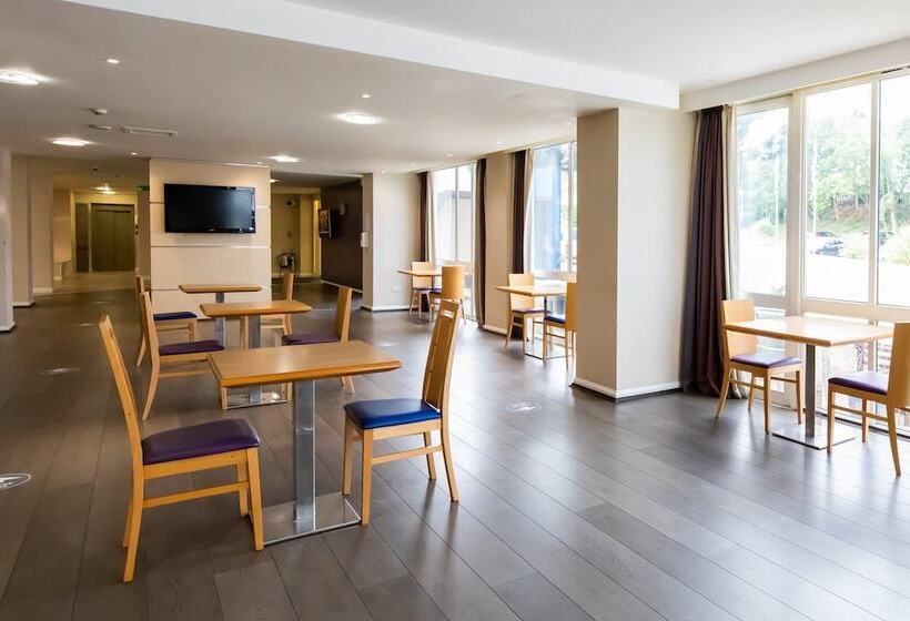 Отель Holiday Inn Express Norwich, An Ihg