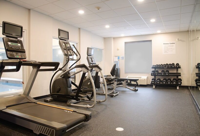 فندق Holiday Inn Express & Suites Huntsville, An Ihg