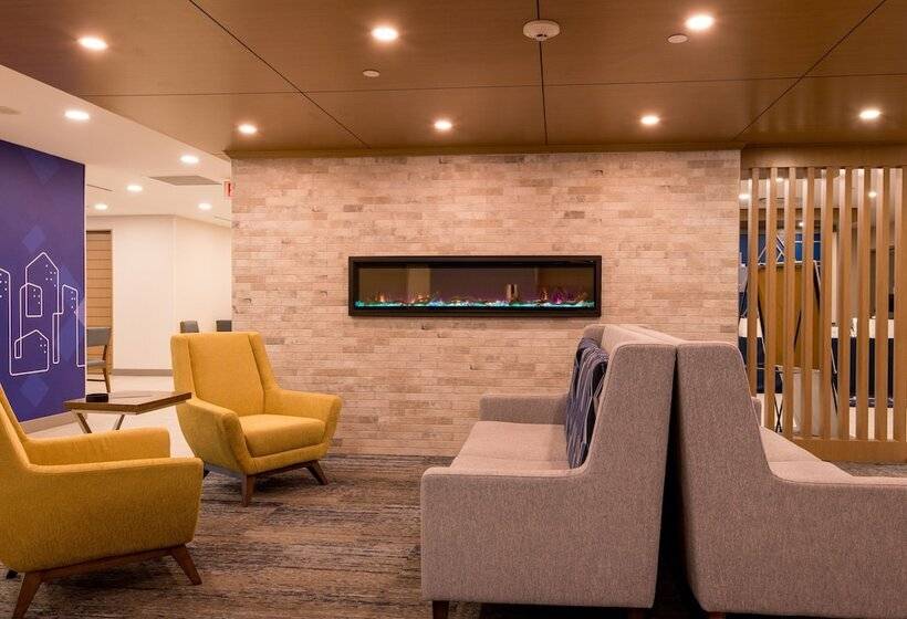 فندق Holiday Inn Express & Suites Huntsville, An Ihg