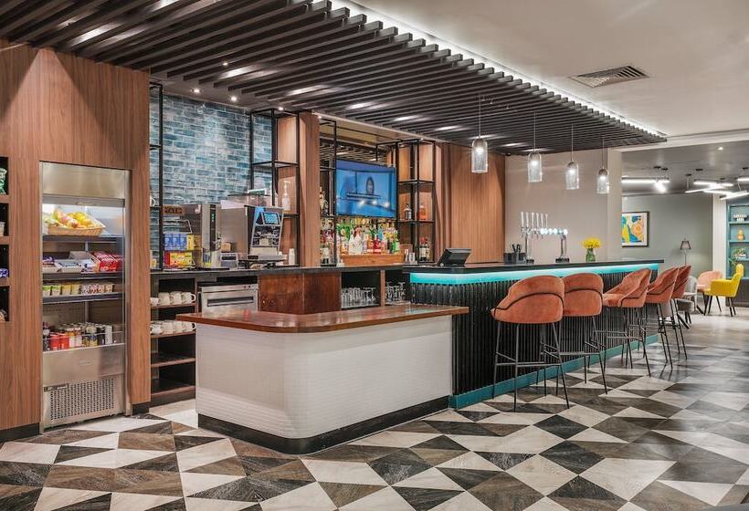 酒店 Holiday Inn Leeds Wakefield M1 Jct40, An Ihg