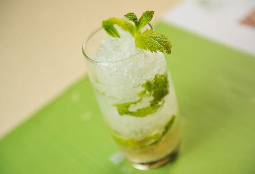 호텔 Holiday Inn Shanghai Pudong Nanpu, An Ihg