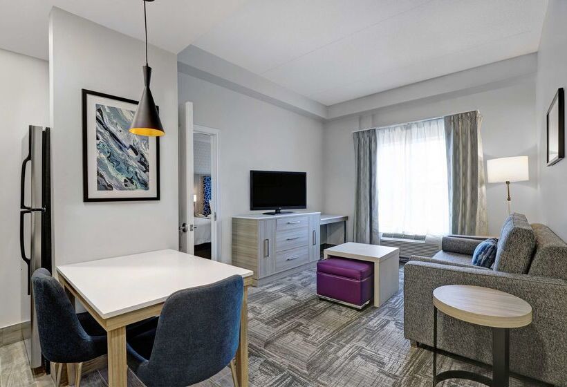 فندق Homewood Suites London Ontario