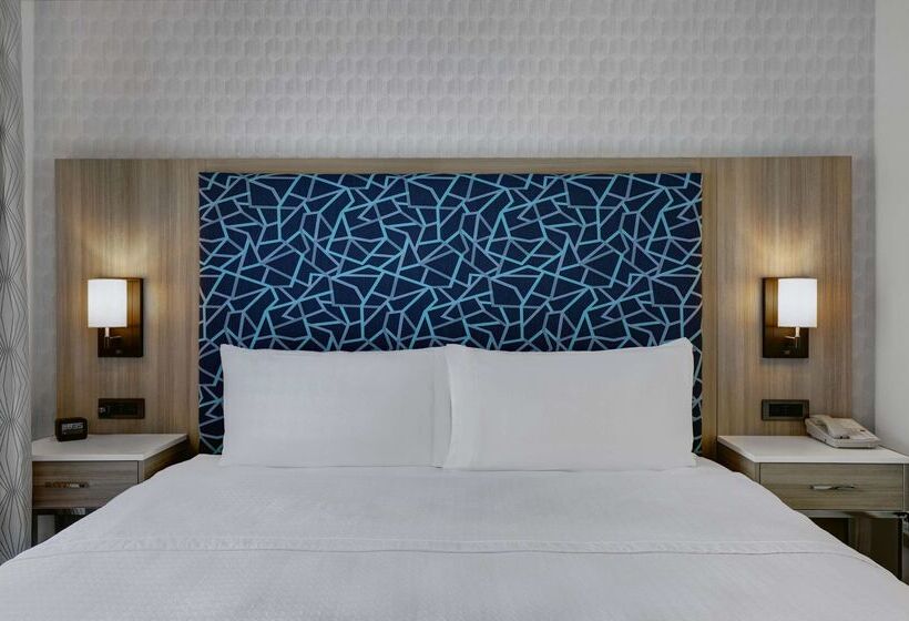 فندق Homewood Suites London Ontario