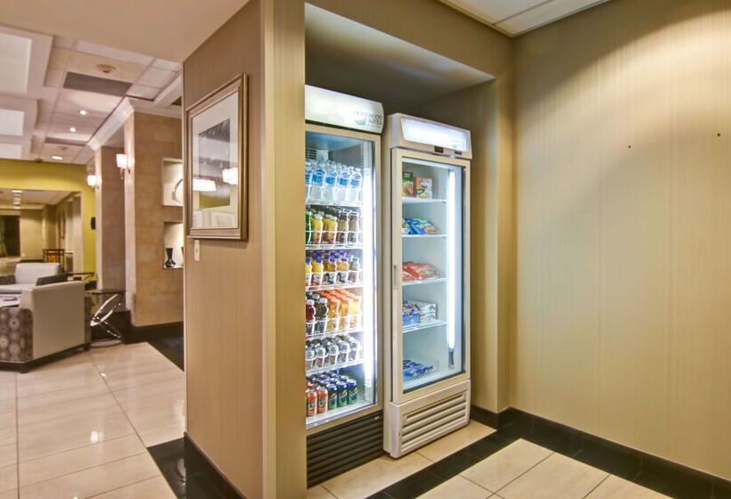 هتل Homewood Suites By Hilton Toronto Markham
