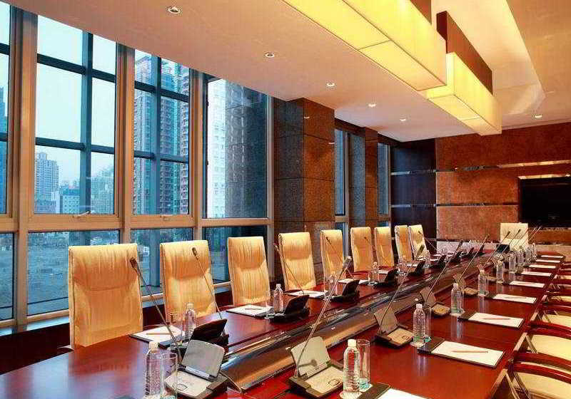 호텔 Howard Johnson Business Club