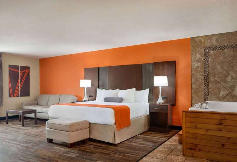 هتل Howard Johnson By Wyndham Pigeon Forge