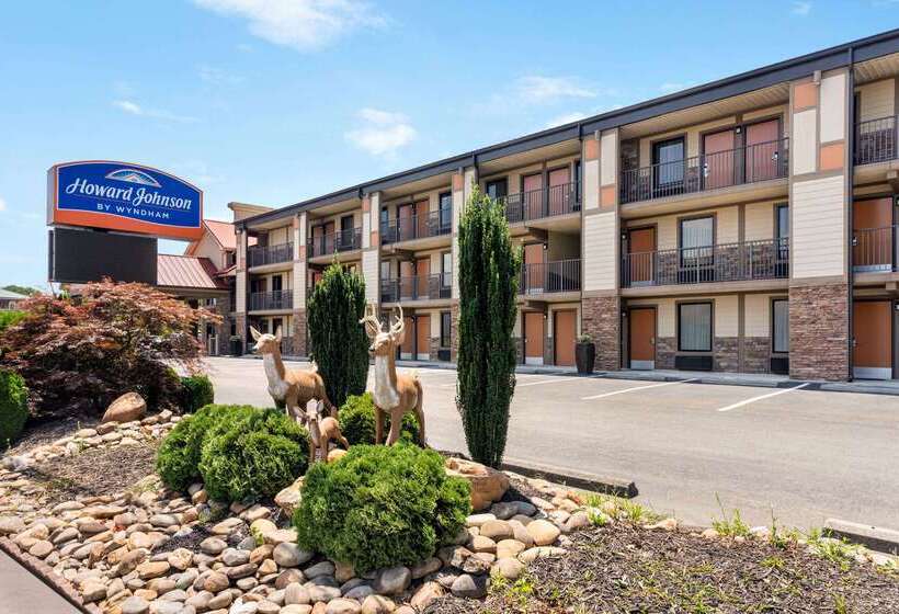 هتل Howard Johnson By Wyndham Pigeon Forge