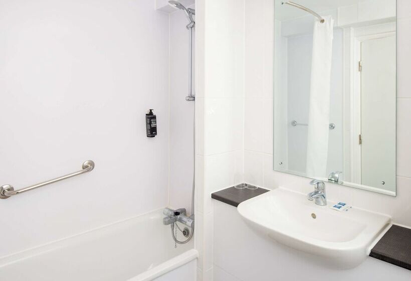 ホテル Ibis Budget London Heathrow Central