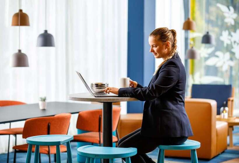 ホテル Ibis Budget London Heathrow Central