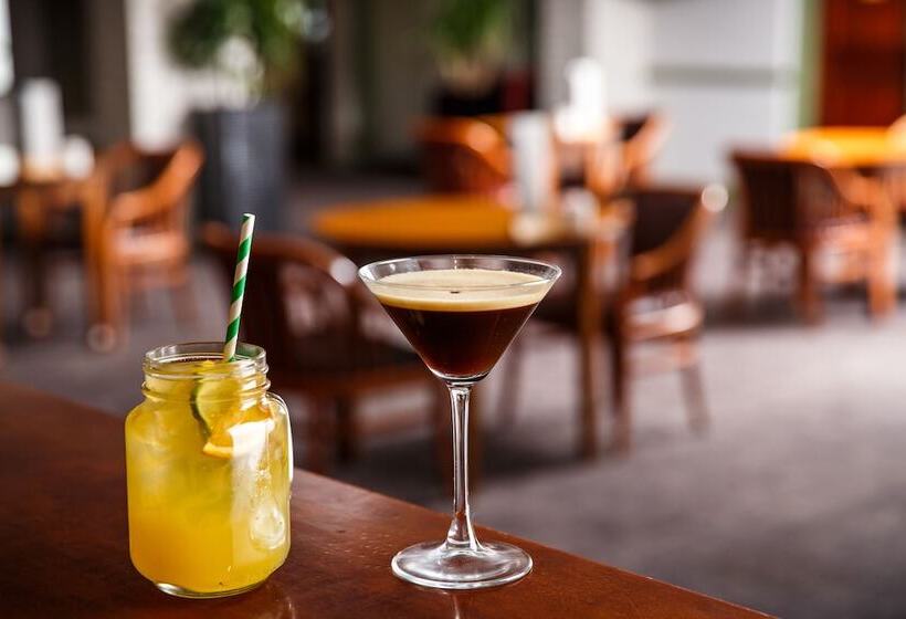 ホテル Ibis Budget London Heathrow Central