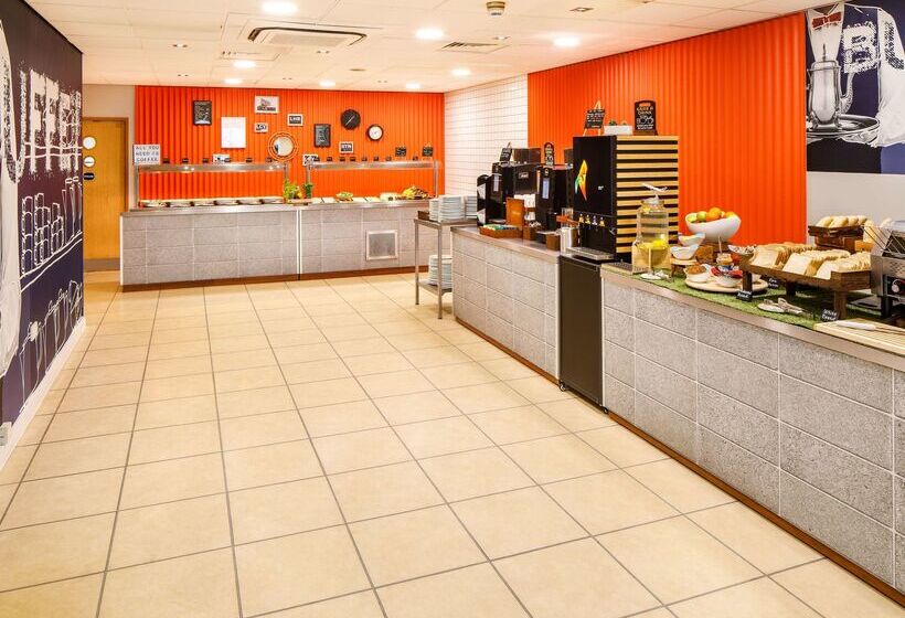 ホテル Ibis Budget London Heathrow Central