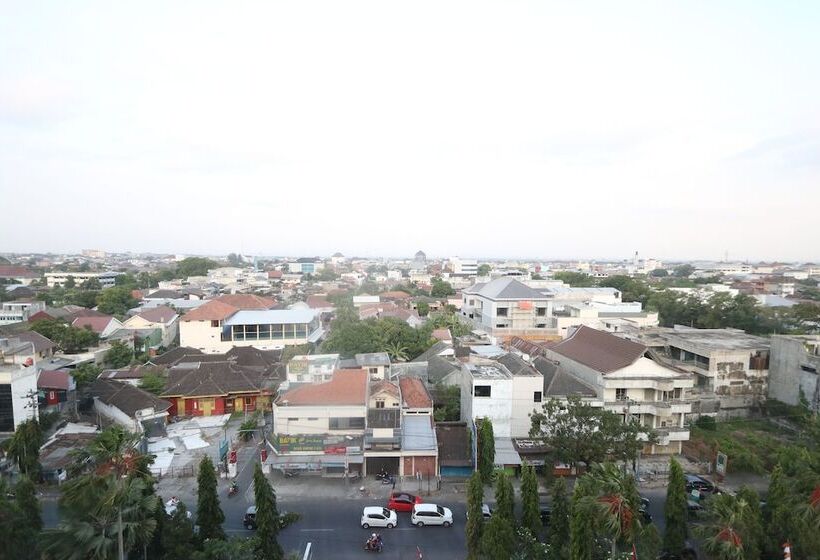 ホテル Ibis Styles Solo