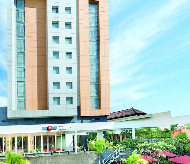 ホテル Ibis Styles Solo