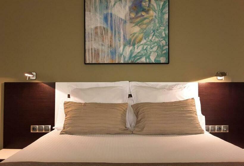 酒店 Indiana Llanes