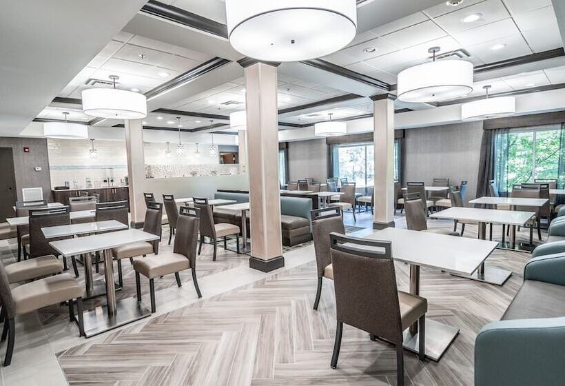 فندق Springhill Suites By Marriott Conyers