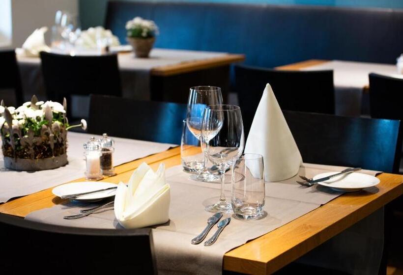 فندق Kreuz By B Smart