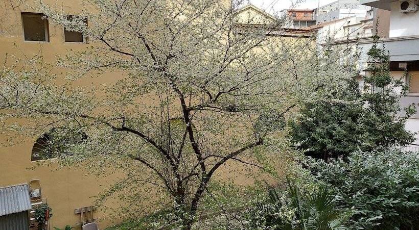 هتل La Locandiera B&b