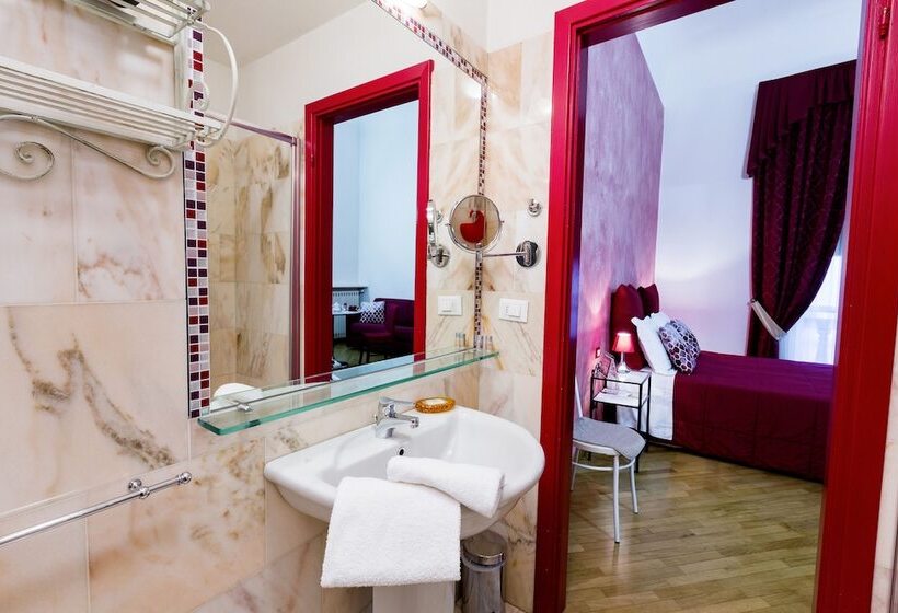 هتل La Locandiera B&b