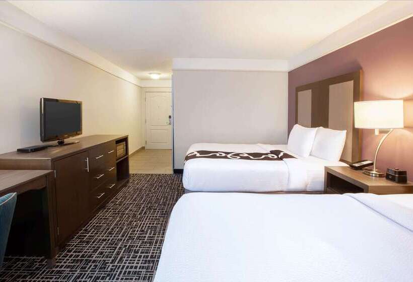 ホテル La Quinta By Wyndham Cincinnati Airport Florence