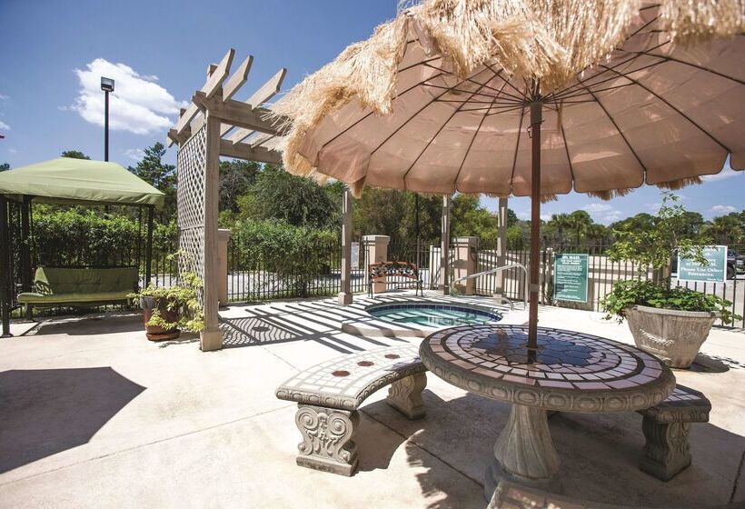 Отель La Quinta By Wyndham Pcb Coastal Palms