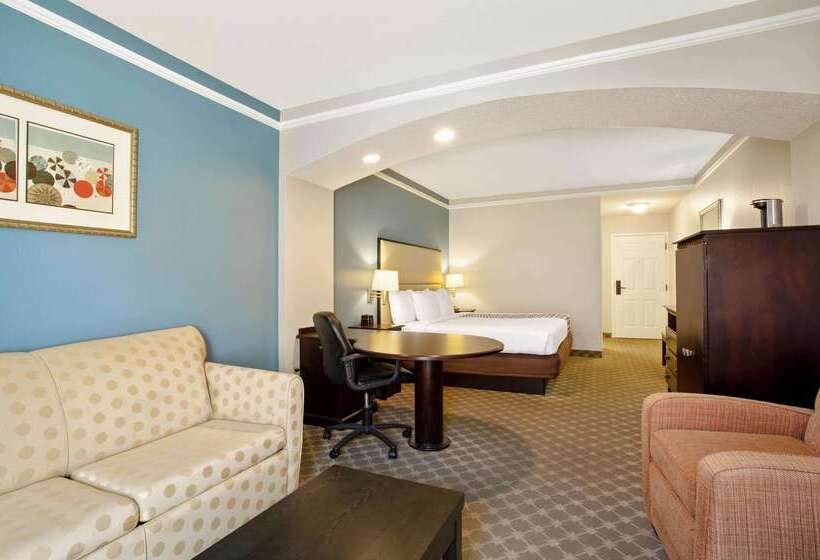 Отель La Quinta By Wyndham Pcb Coastal Palms