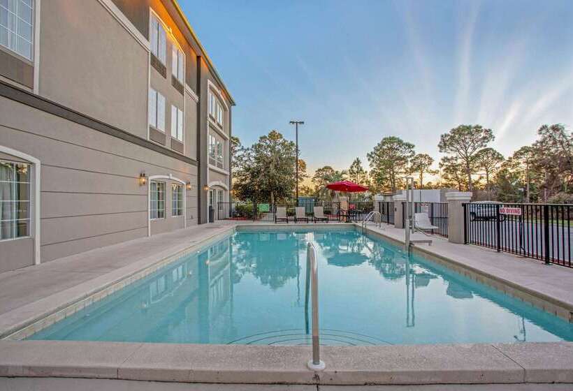 Отель La Quinta By Wyndham Pcb Coastal Palms