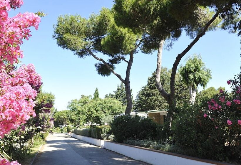 Отель La Serra Resort Italy Village