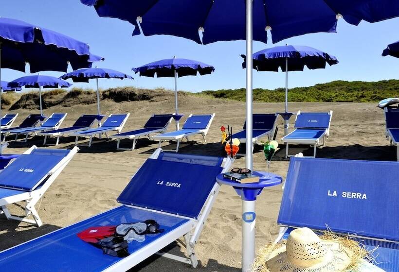 Отель La Serra Resort Italy Village