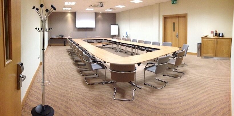 هتل Leonardo Exeter