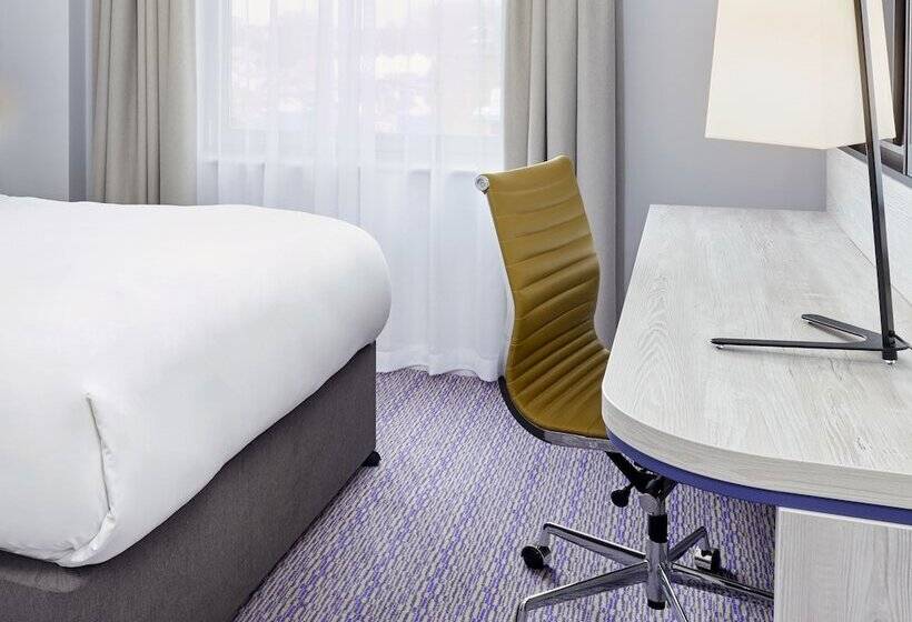 בית מלון כפרי Leonardo Exeter