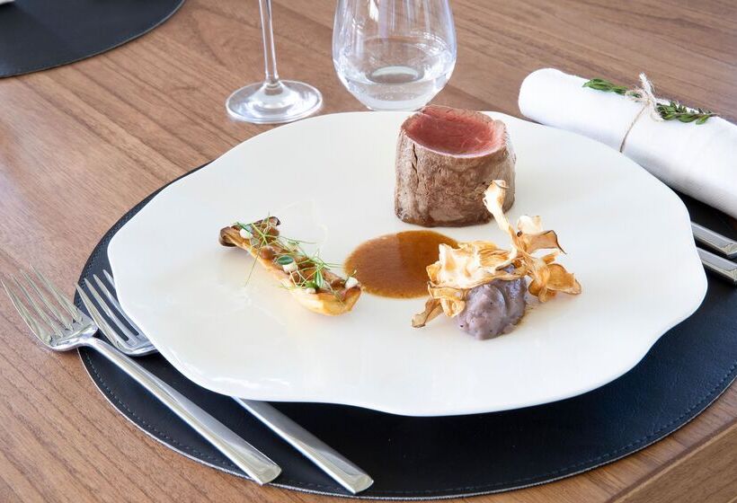 هتل Mangia S Santa Teresa Sardinia, Curio Collection By Hilton