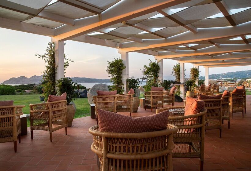 هتل Mangia S Santa Teresa Sardinia, Curio Collection By Hilton