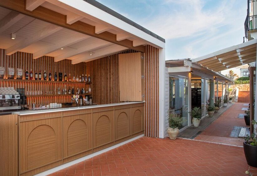 هتل Mangia S Santa Teresa Sardinia, Curio Collection By Hilton