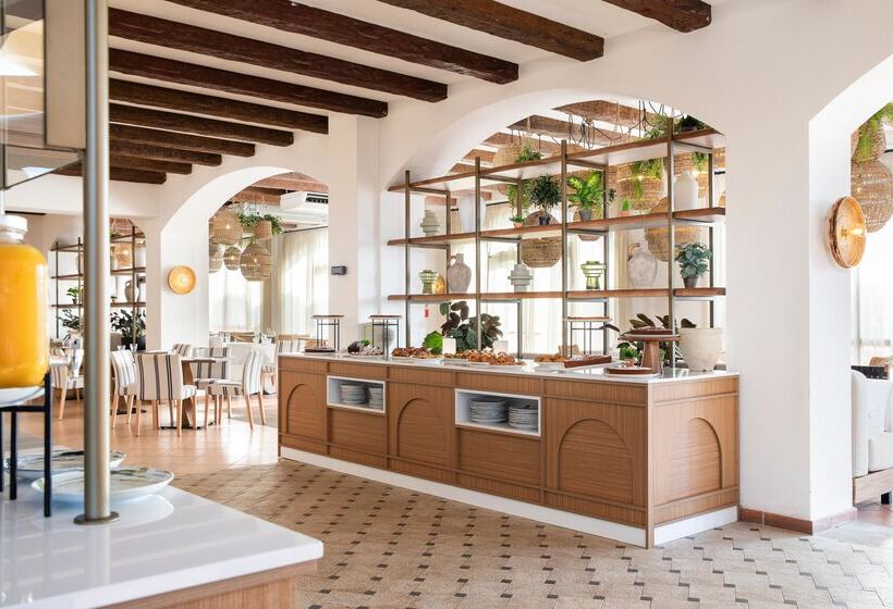 هتل Mangia S Santa Teresa Sardinia, Curio Collection By Hilton