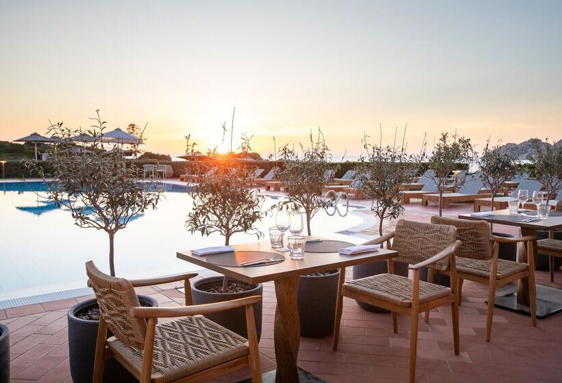 هتل Mangia S Santa Teresa Sardinia, Curio Collection By Hilton