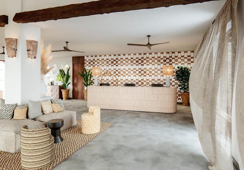 هتل Mangia S Santa Teresa Sardinia, Curio Collection By Hilton