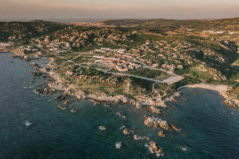 هتل Mangia S Santa Teresa Sardinia, Curio Collection By Hilton