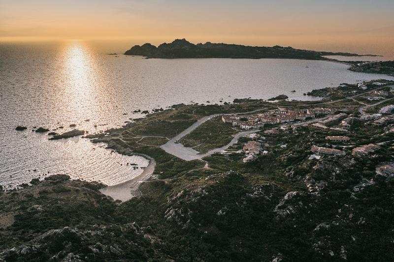 هتل Mangia S Santa Teresa Sardinia, Curio Collection By Hilton