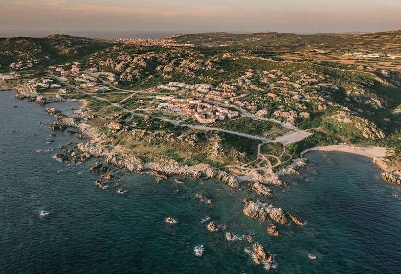 هتل Mangia S Santa Teresa Sardinia, Curio Collection By Hilton