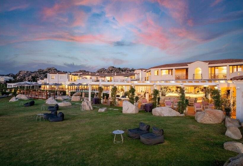 هتل Mangia S Santa Teresa Sardinia, Curio Collection By Hilton