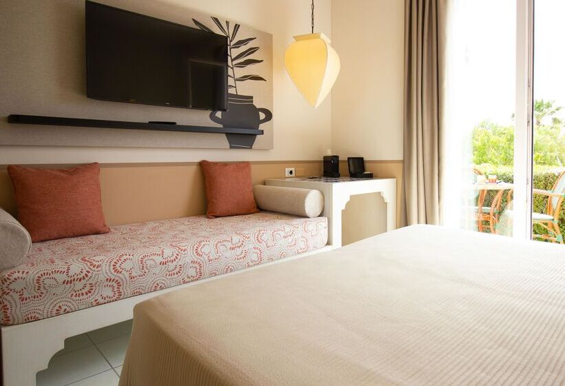 ホテル Mangia S Selinunte Resort