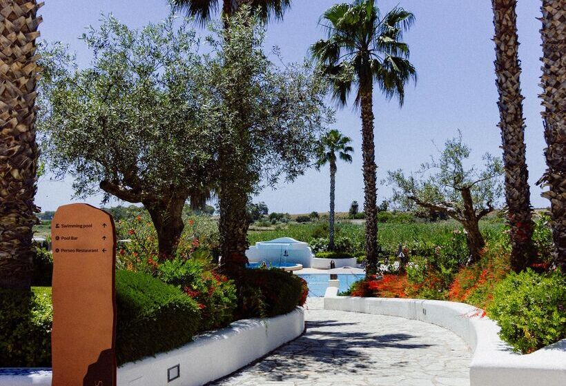 ホテル Mangia S Selinunte Resort